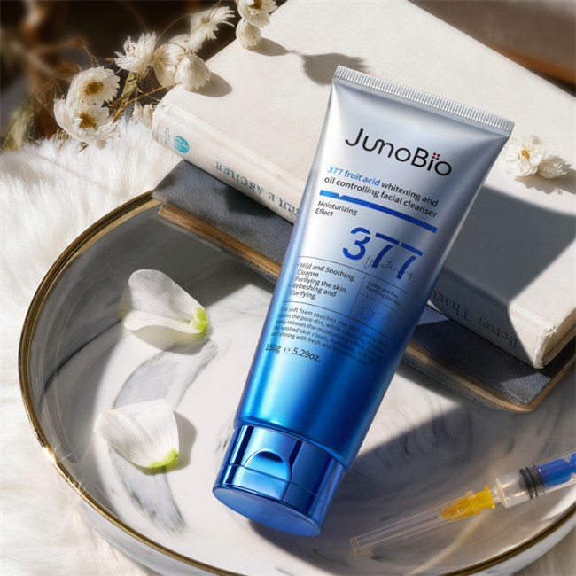 377 fruit acid whitening and oil controlling facial cleanser